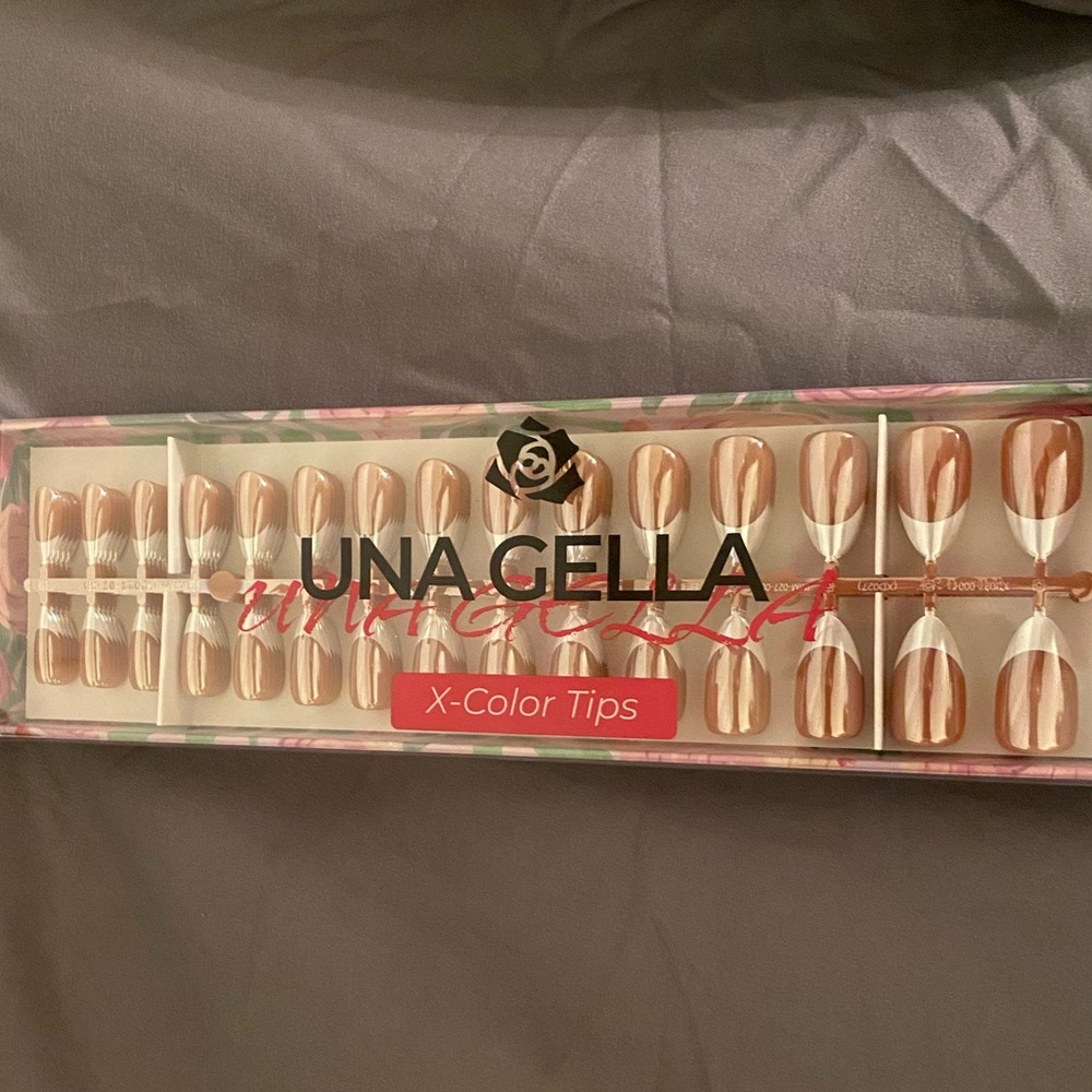 NWOT Una Gella X-Color Tips press on nails French tip pack of 150